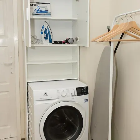 Cozy & Functional By The Opera Apartamento