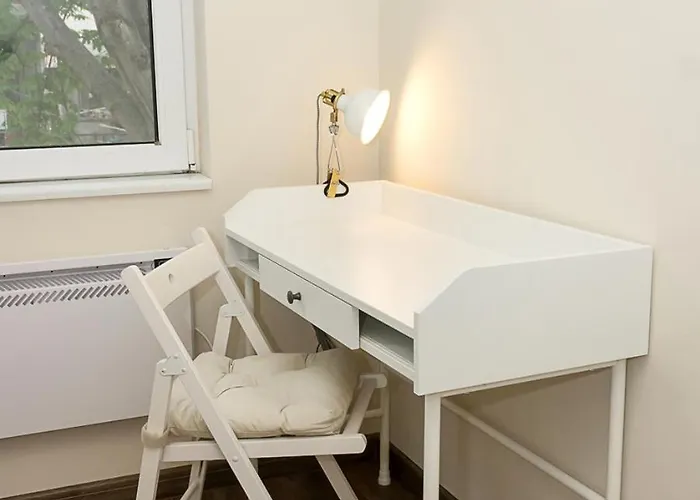 アパート Cozy & Functional By The Opera